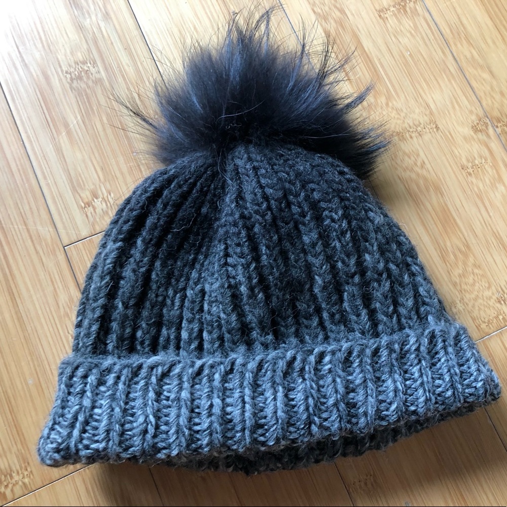 Hat - Picture 4 of 4